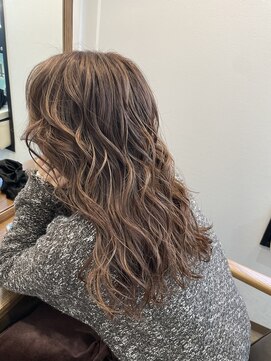 ブレス ヘアアンドスパ 湘南台(bless hair spa) 細めハイライト