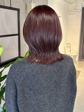 アンニュ(annuy) 艶髪 外ハネボブ 顔周りカット 透明感カラー 暗髪 20代