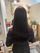 ロッカヘアエジェ(ROCCA hair eje.)&nbsp;暗めカラーシルキースリークロング