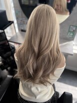 コアブラン 原宿 明治神宮前(CORE blanc)&nbsp;ダブルカラーブリーチホワイトベージュミルクティーカラー表参道