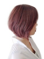 オプトゥニール(obtenir)&nbsp;ちょい遊び感な前下がりボブ