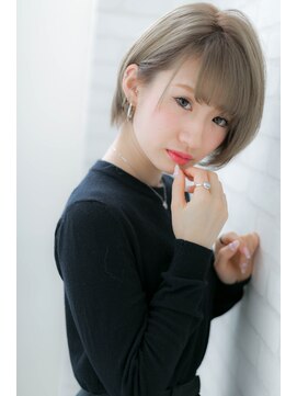 ローマ ギンザ(ROMA Ginza) 『ROMA』ホワイトグレージュ抜け感エアリーショート