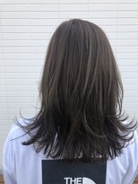 ビスクヘアデザイン(bisq hair design)&nbsp;セミディ×レイヤー×ミントグレー