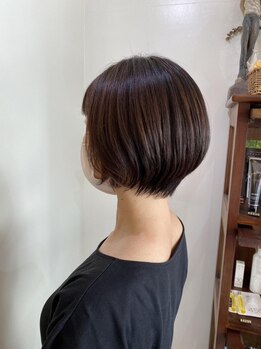 ティ シー スペース 新城店(T.C.SPACE)の写真/丸みショートカットが得意!骨格やクセに合わせたカットで、伸びてからも扱いやすいスタイルをあなたに*
