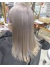 ホワイトブリーチ＋カラー＋カット＋保湿ケア付き￥２１０００