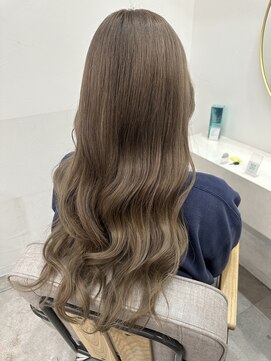 ラビス クローバー(Lovis clover) 『ゆうあ』オリーブグレージュ♪♪