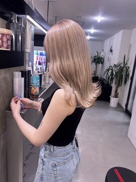 キング 枚方店(K!ng) 縮毛矯正髪質改善ハイライトレイヤーカット枚方美容室エクステ