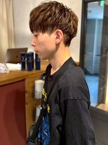 アトリエ(atelier.)&nbsp;ツーブロック ブラウンカラー 刈り上げ 眉カット メンズマッシュ