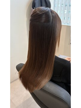 エミュスト(Emuest) 30代40代 髪質改善 酸性 ストレート トリートメント