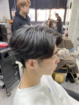 アローズ 久留米店(arose) ニュアンスパーマ　刈り上げセンターパート