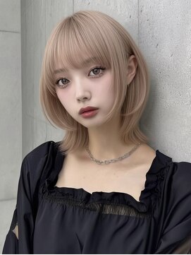 ユーフォリア 渋谷グランデ(Euphoria SHIBUYA GRANDE) ボブウルフ 韓国ヘア 顔周りレイヤー ベージュカラー ハイトーン