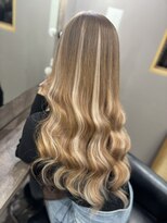 ラピス 横浜(Lapis)&nbsp;ミルクティーベージュブリーチカラーダブルカラーシールエクステ