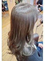 リビングヘアルーム(LIVING HAIR ROOM) ロングヘア