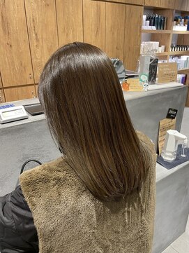 レックスヘアーインターナショナル(ReX HAIR INTERNATIONAL) 【山嵜 栞】オリーブベージュカラー