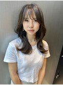 大人綺麗な韓国風セミロング