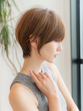 イオ 本厚木(io) 大人かわいいショートイメチェンシースルーバング小顔