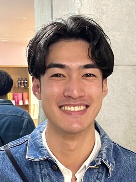 ワイス(WYETH) センターパート　癖毛