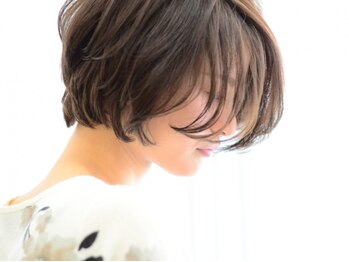 アリシア(ALICIA)の写真/【大人女性専門美容室】白髪の発生を抑える《白髪抑制カラー》に注目◇ダメージを抑えて理想のスタイルに♪