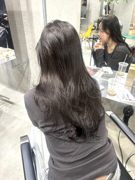 ラック(LUCK) オリーブグレージュ/船橋/くすみベージュ/細めハイライト