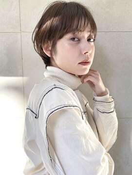 サーカス バイ ビュートリアム 青山(CIRCUS by BEAUTRIUM) 耳かけショートボブ　ショートヘア　耳かけショート　前髪あり