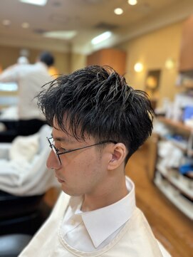 ヨシザワインク ハコザキ 水天宮前 日本橋人形町(YOSHIZAWA Inc.HAKOZAKI) 清潔感◎短髪アップバング爽やかビジネスヘア