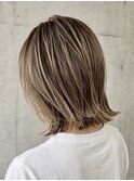 【白髪ぼかし】細めハイライト×透明感ある外ハネロブ