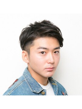 サロン ド ソーホー 蕨(Salon de SOHO) アップバング 黒髪モテショート★ツーブロック★ビジネスOK!