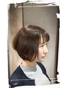 ヘアーロウェ(Hair RoWe) ティントバーカラー レイヤーボブヘア