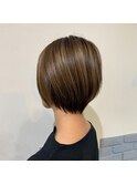 ハイライト×丸みショート