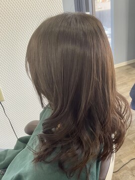 ビートリップ ヘアードレッシング(B trip hair dressing) 透明感カラー