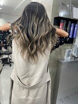 キング 梅田(K!ng)&nbsp;【梅田】ホワイトハイライトハイライトカラー髪質改善カラー