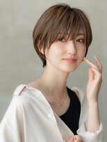 20代30代大人可愛いグレージュ丸みショート
