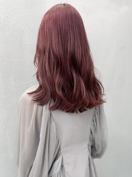 ギークス(GEEKS) 【GEEKS渋谷】ピンクベージュ/髪質改善/20代30代/透明感溢れる