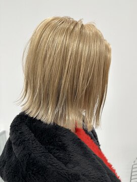 シック(CHIC) ミルクティーベージュ切りっぱなしボブ