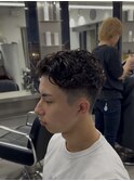 ブルーブラックフェザーパーマスパイキーショートサーフカール
