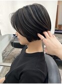 切りっぱなしボブ/ハイライト/毛先カラー