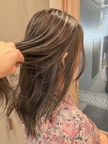 エリマバイフィフス 調布(elima by fifth)&nbsp;調布白髪ぼかしハイライトレイヤーボブアッシュグレージュカラー