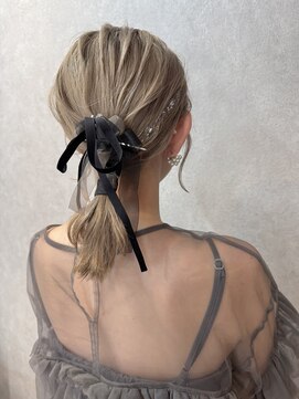 【タイトヘア】ローポニー