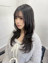 シーン(seen)&nbsp;【ロングハッシュカット】ロングウルフレイヤー顔まわりカット