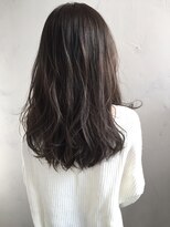 リベッタ(Ribetta)&nbsp;ナチュラルアッシュのセミロング