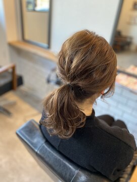 バズヘアガーデン(Bazz hair garden) シナモンベージュ