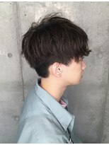 ゼンコー アオヤマ(ZENKO Aoyama)&nbsp;横顔が素敵に決まるフラッフィーツイストパーマ［表参道/青山]