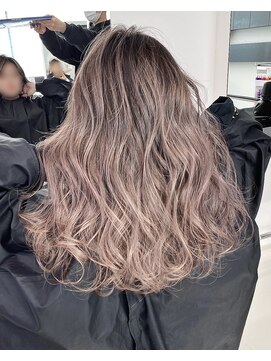 アライブ キチジョウジ(ALIVE Kichijoji) ALIVE吉祥寺 デザインカラーバレイヤージュ外ハネボブローライト