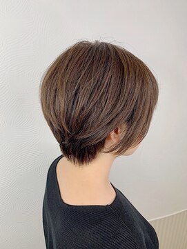 クオート(quoit) 【GUEST　SNAP】輝くスマッシュショート　【クオート　高原】