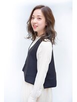 大人可愛いウェーブミディ【銀座】30代40代