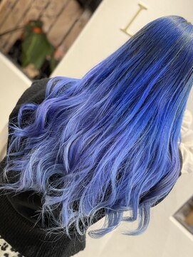 ラビスモア(Lovis moa) 魅力倍増カール/セミディ/シアーカラー/ダークアッシュ/姫カット