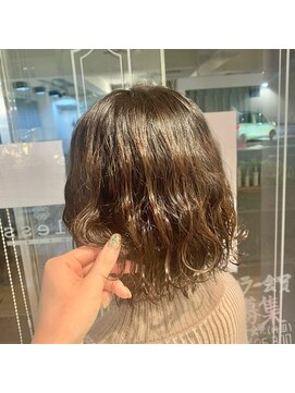 ブレス ヘアー リーベ(Bless HAIR Liebe) 20代30代40代大人可愛い波巻きパーマナチュラルくせ毛風