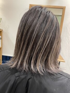 サニーツリー(Sunny tree) 筋感バレイヤージュ