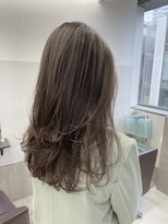 ジゼル 博多筑紫口店(GiseL)&nbsp;伸ばしかけも◎レイヤーカット【博多駅筑紫口】@halu_the_world