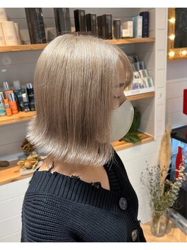 バズ(BUZZ) ホワイトベージュ◆イエベ春